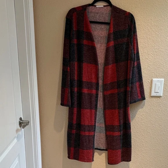 🧨 2/$15 -Chic Soul Plaid Open-Front Cardigan - Red and Black - Picture 1 of 7